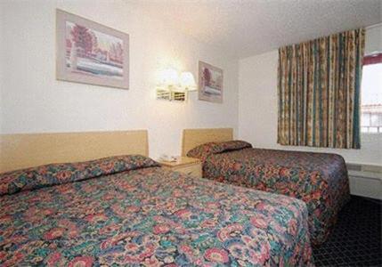 Riverside Inn & Suites מראה חיצוני תמונה